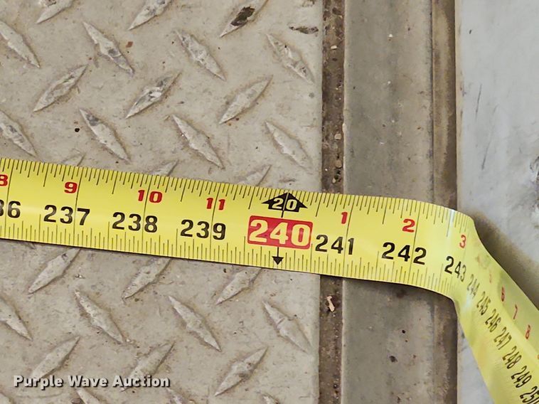 image for item MW9706 2003 Freightliner MT45  delivery van