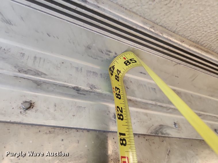 image for item MW9706 2003 Freightliner MT45  delivery van