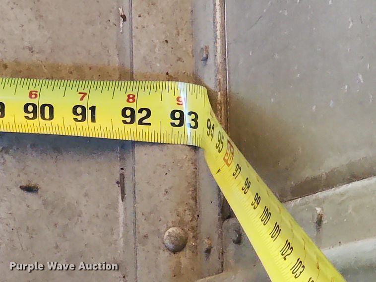 image for item MW9707 2002 Freightliner MT45  delivery van