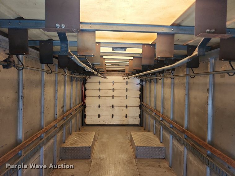 image for item MW9708 2000 Freightliner MT45  delivery van