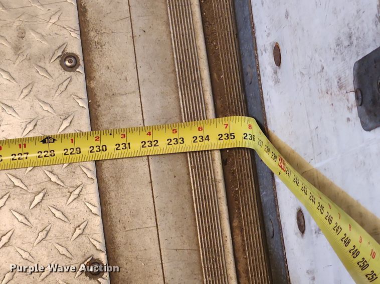 image for item MW9708 2000 Freightliner MT45  delivery van