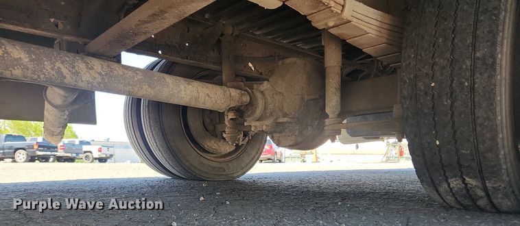 image for item MW9708 2000 Freightliner MT45  delivery van