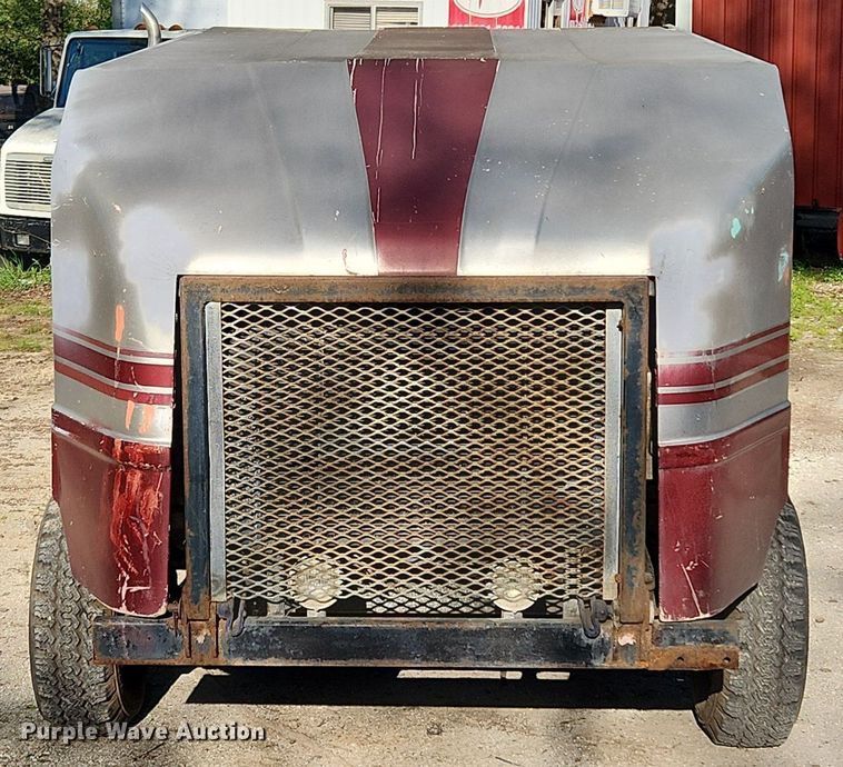 image for item MW9711 Olympia XL100  ice resurfacer