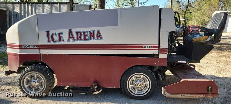 image for item MW9711 Olympia XL100  ice resurfacer
