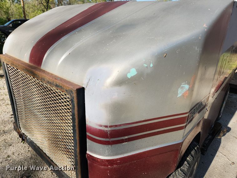 image for item MW9711 Olympia XL100  ice resurfacer