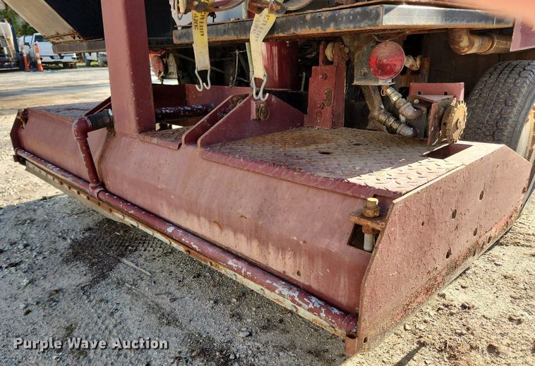 image for item MW9711 Olympia XL100  ice resurfacer