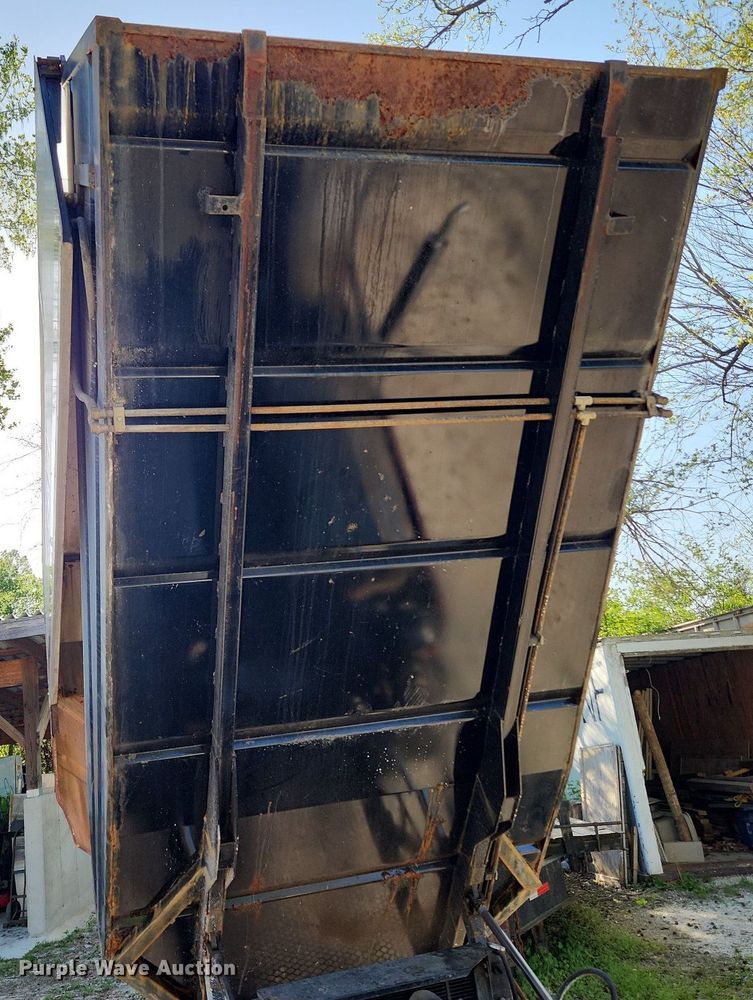 image for item MW9711 Olympia XL100  ice resurfacer