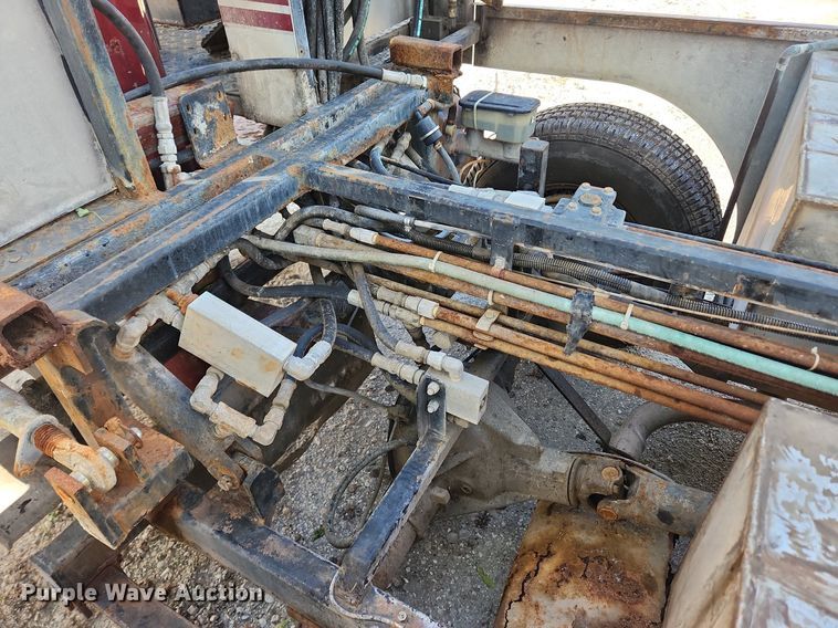 image for item MW9711 Olympia XL100  ice resurfacer