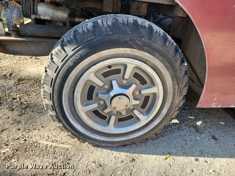 image for item MW9711 Olympia XL100  ice resurfacer