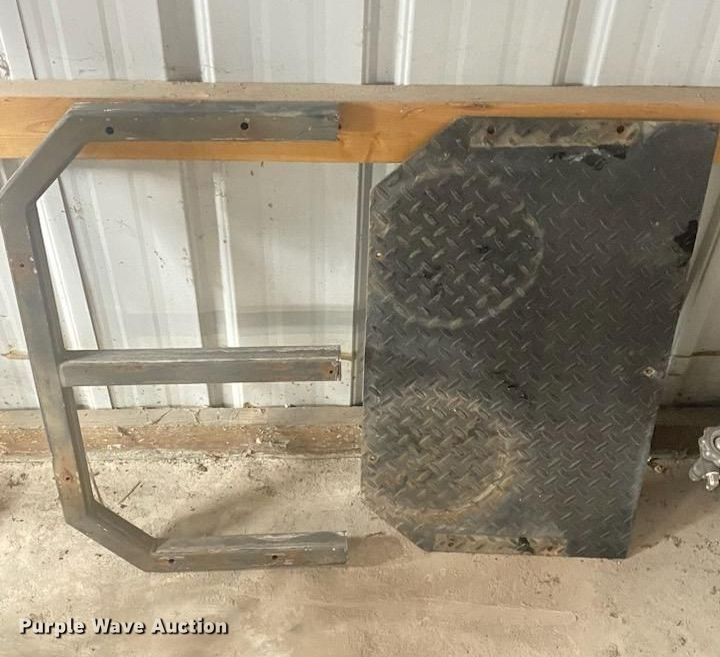 image for item MW9711 Olympia XL100  ice resurfacer