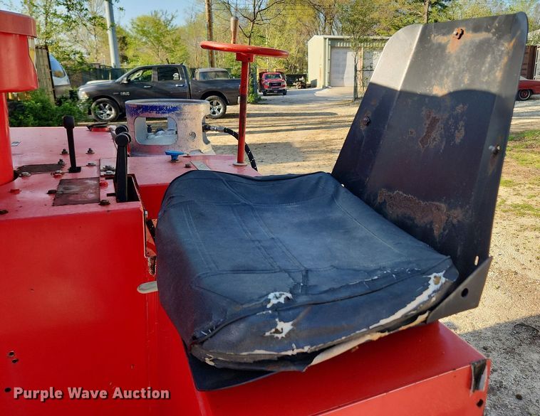 image for item MW9712 Zamboni 500  ice resurfacer