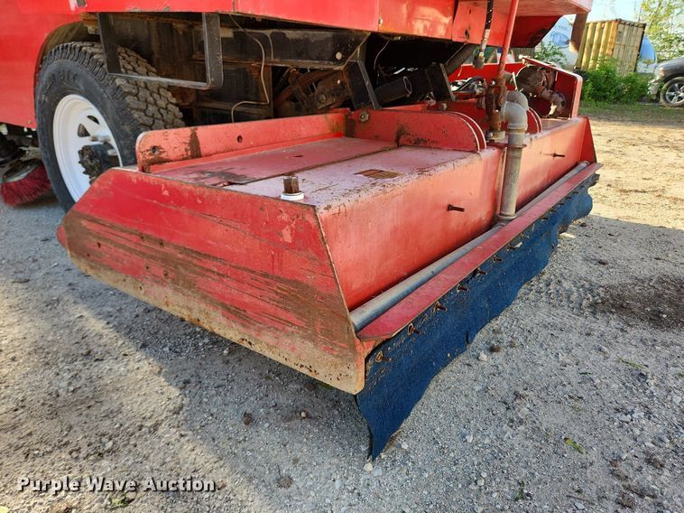 image for item MW9712 Zamboni 500  ice resurfacer