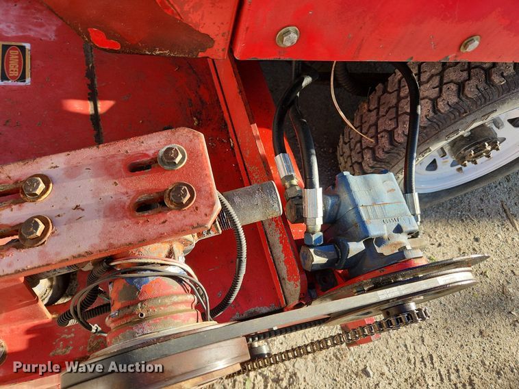 image for item MW9712 Zamboni 500  ice resurfacer