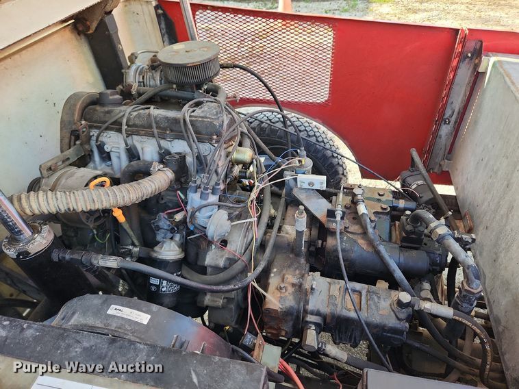 image for item MW9712 Zamboni 500  ice resurfacer