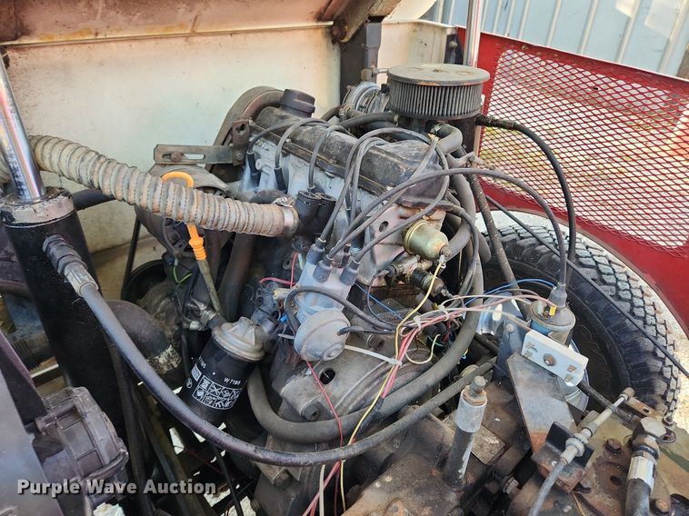 image for item MW9712 Zamboni 500  ice resurfacer