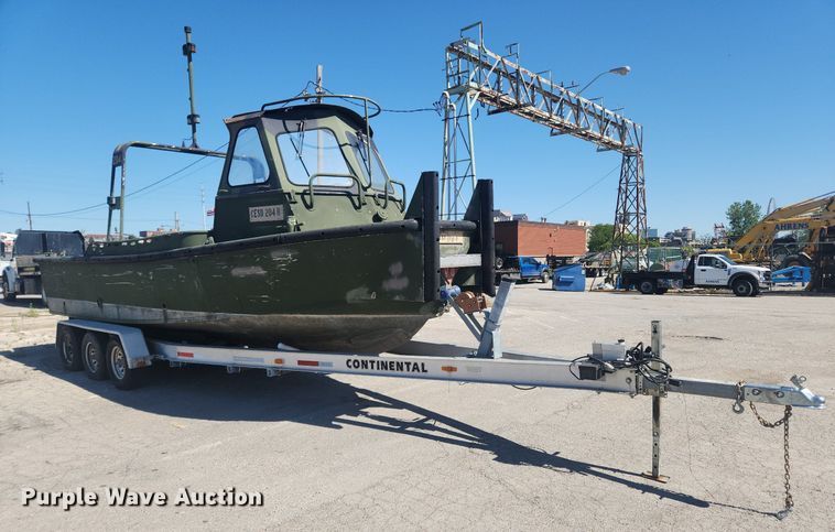 image for item MW9747 2010 American Development MKII  boat