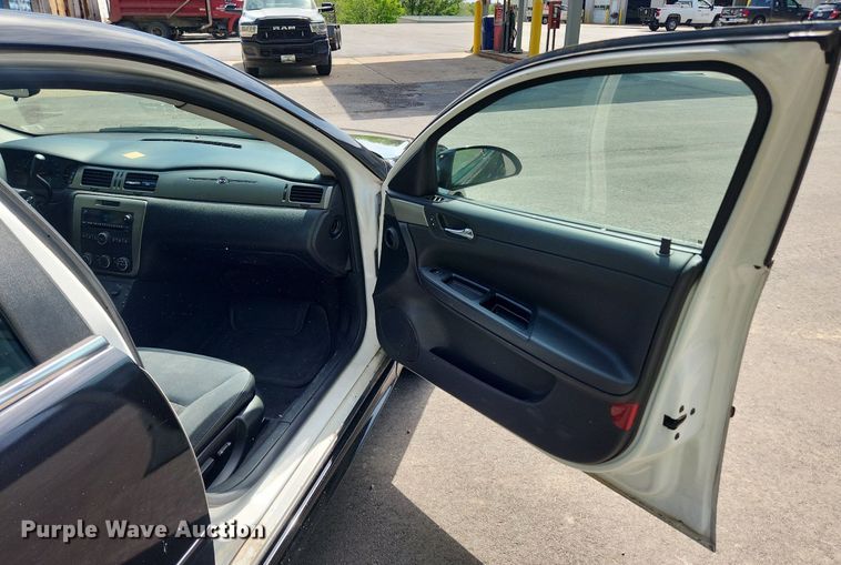 image for item MW9777 2012 Chevrolet Impala Police Cruiser