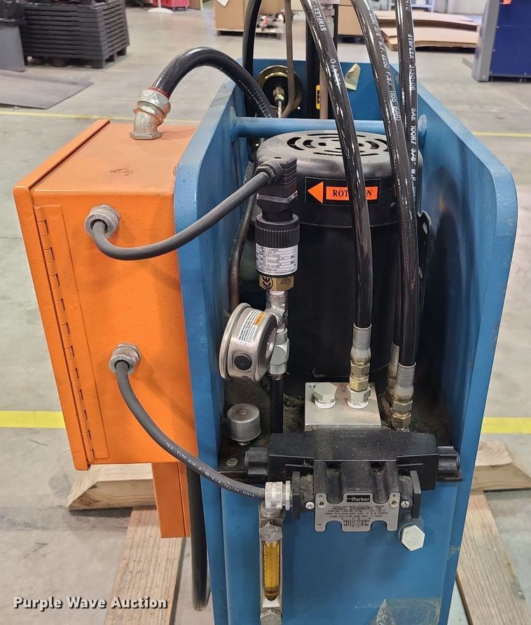 image for item MX9677 Neff  hydraulic press