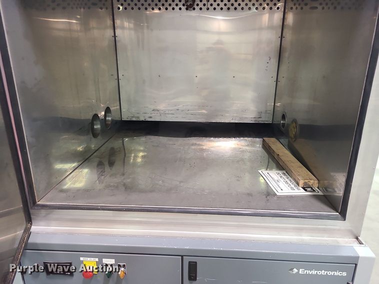 image for item MX9678 Envirotronics FST1800C  test chamber