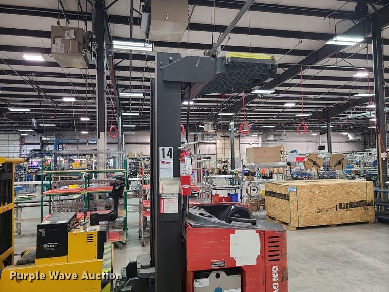 image for item MX9680 Raymond EASI  forklift