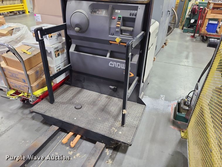 image for item MX9683 Crown SP3505-30  order picker