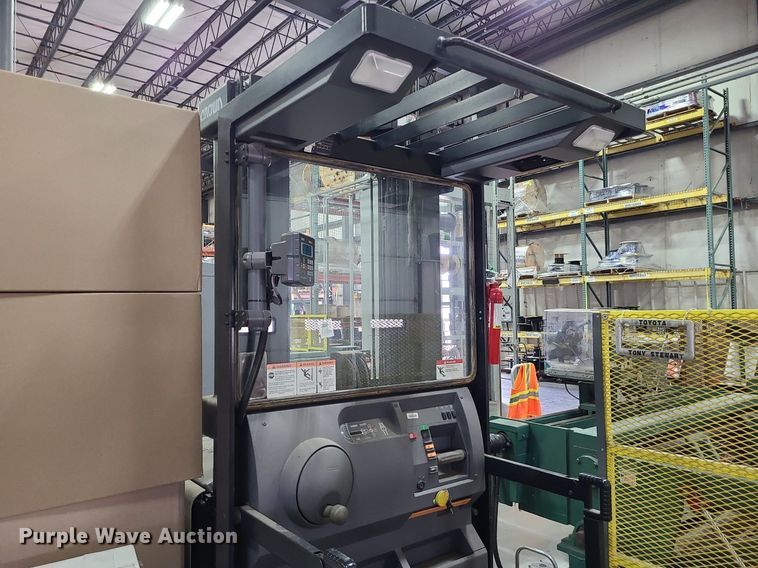 image for item MX9683 Crown SP3505-30  order picker