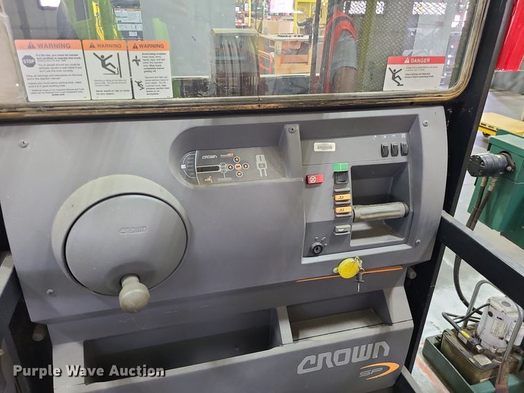 image for item MX9683 Crown SP3505-30  order picker