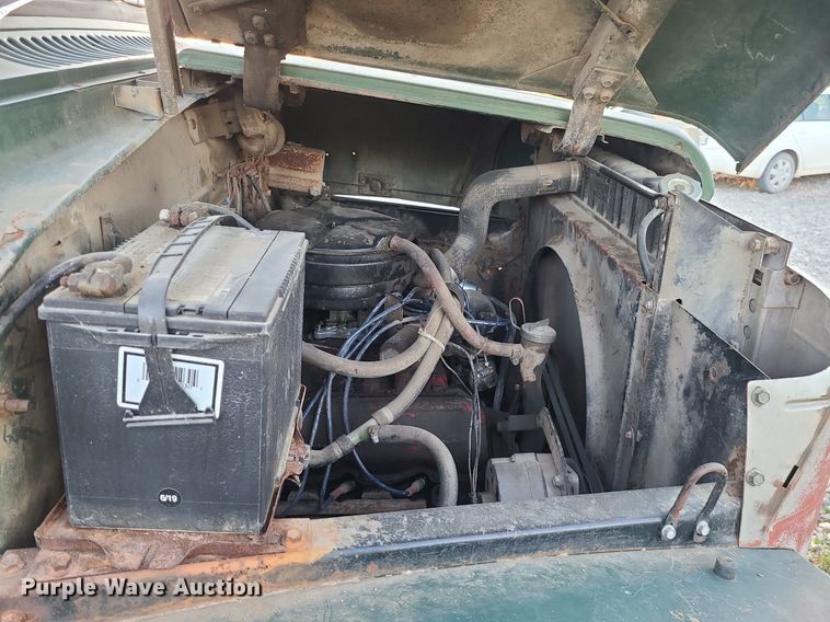 image for item MX9699 1968 International 1600  grain truck