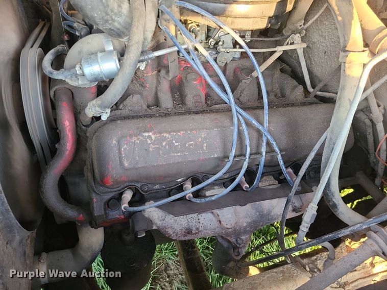 image for item MX9699 1968 International 1600  grain truck