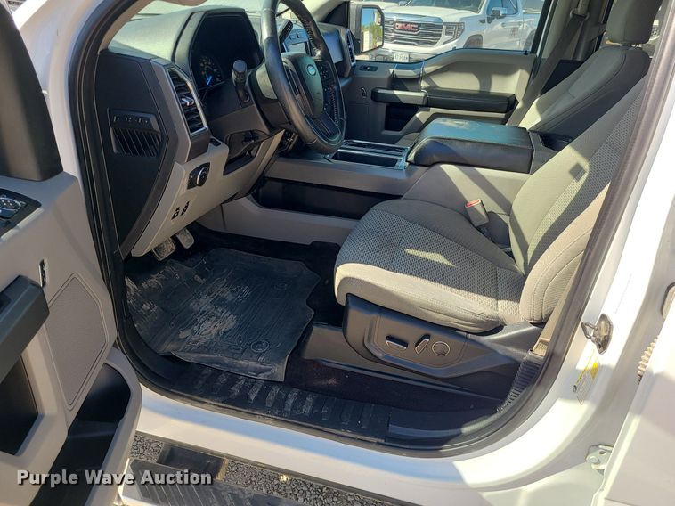 image for item MX9732 2017 Ford F150  SuperCrew pickup truck