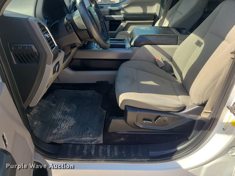 image for item MX9732 2017 Ford F150  SuperCrew pickup truck