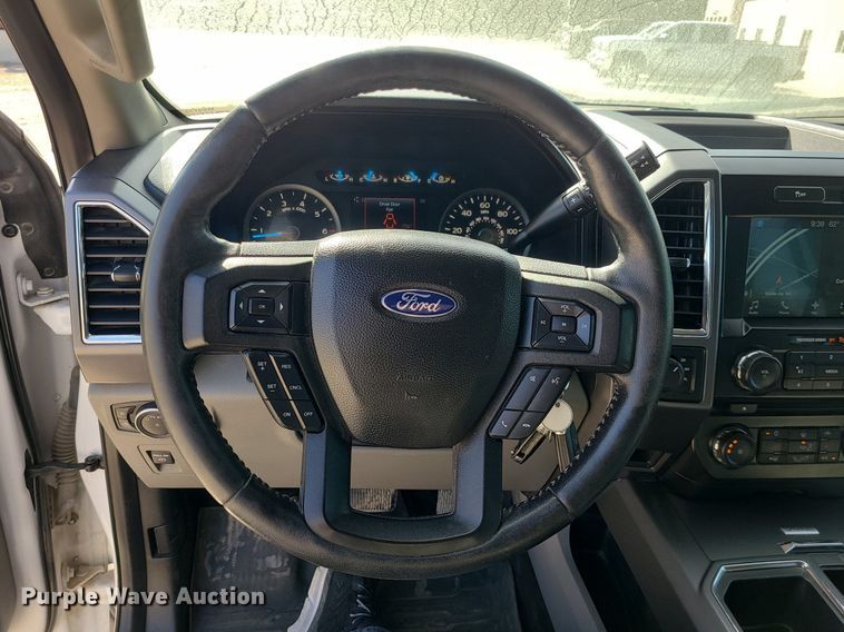 image for item MX9732 2017 Ford F150  SuperCrew pickup truck