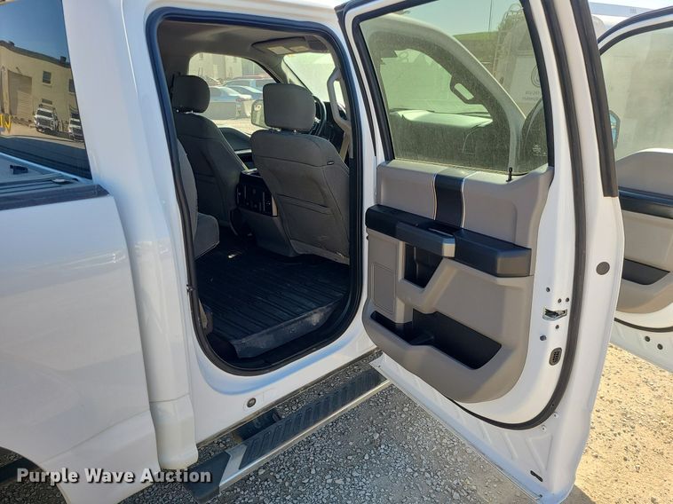 image for item MX9732 2017 Ford F150  SuperCrew pickup truck