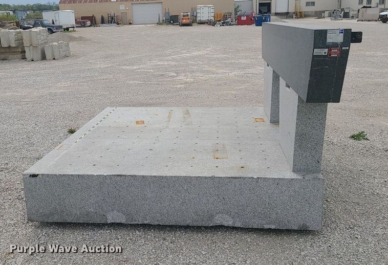 image for item MX9755 Starrett  granite surface plate