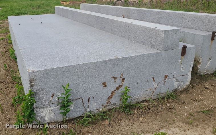 image for item MX9756 Starrett  granite surface plate