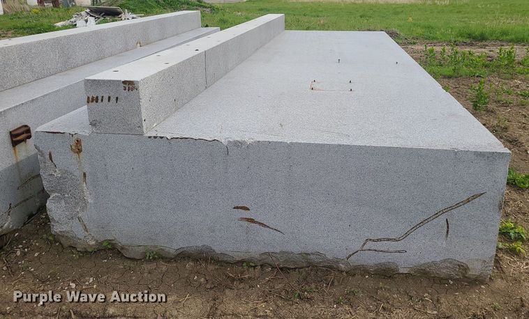 image for item MX9756 Starrett  granite surface plate