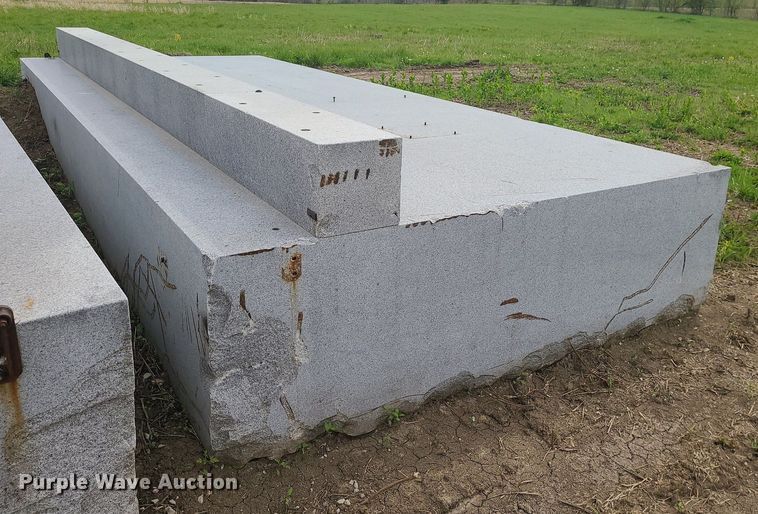 image for item MX9756 Starrett  granite surface plate