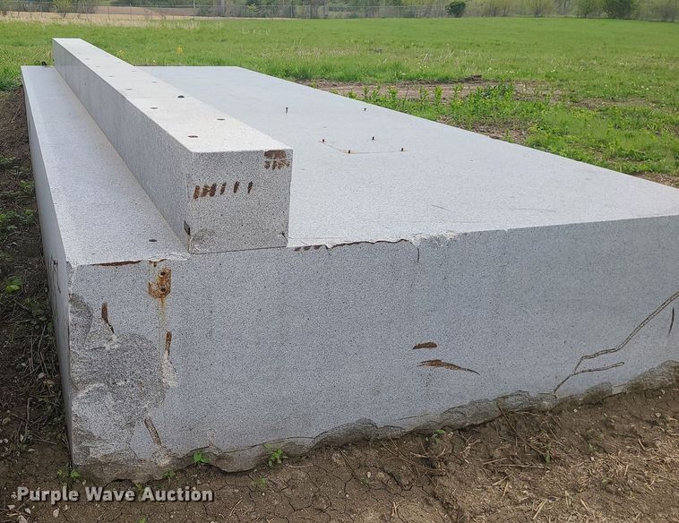 image for item MX9756 Starrett  granite surface plate