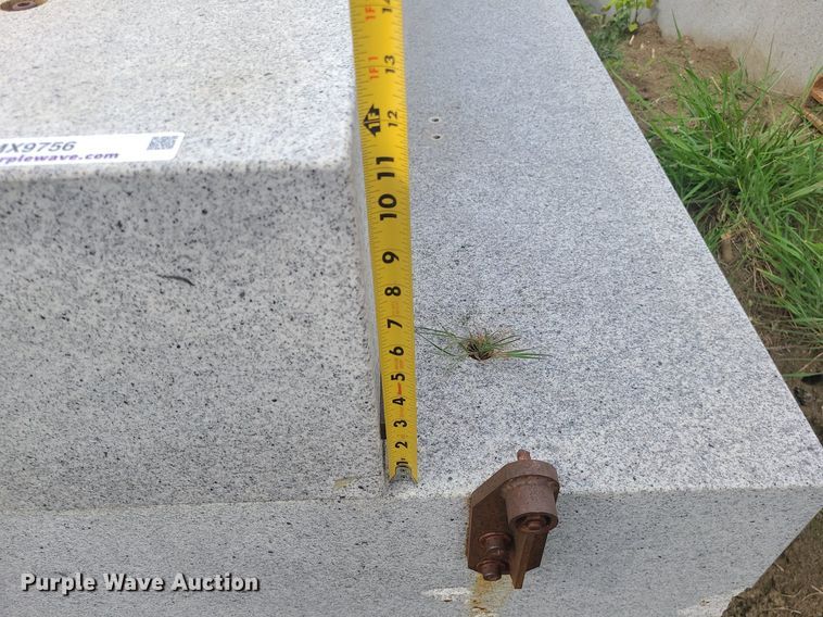 image for item MX9756 Starrett  granite surface plate