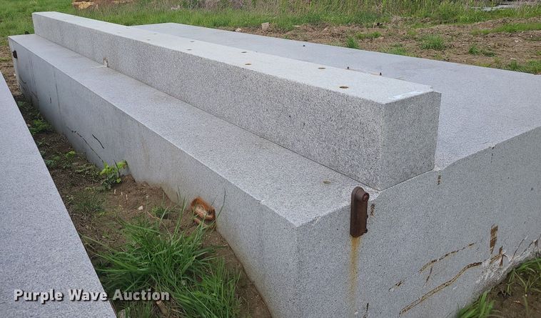 image for item MX9757 Starrett  granite surface plate