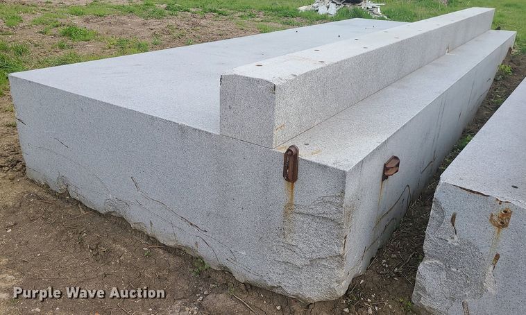 image for item MX9757 Starrett  granite surface plate