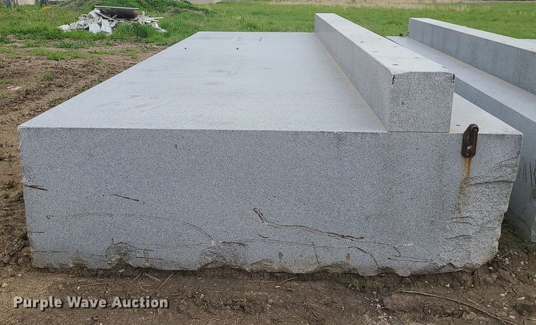 image for item MX9757 Starrett  granite surface plate