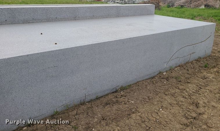 image for item MX9757 Starrett  granite surface plate