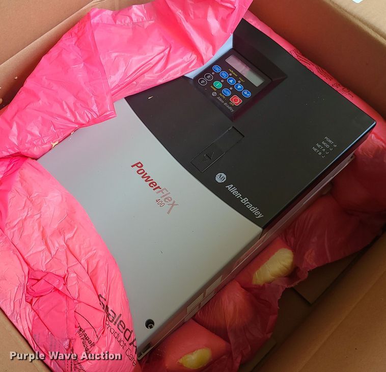 image for item MX9760 Allen Bradley Powerflex 400  AC drive