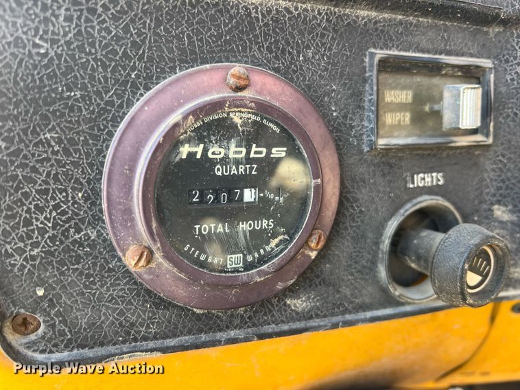 image for item MY9582 1978 Chevrolet C60  truck cab and chassis