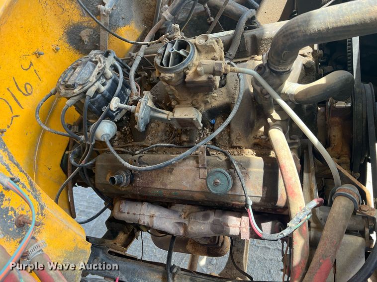 image for item MY9582 1978 Chevrolet C60  truck cab and chassis