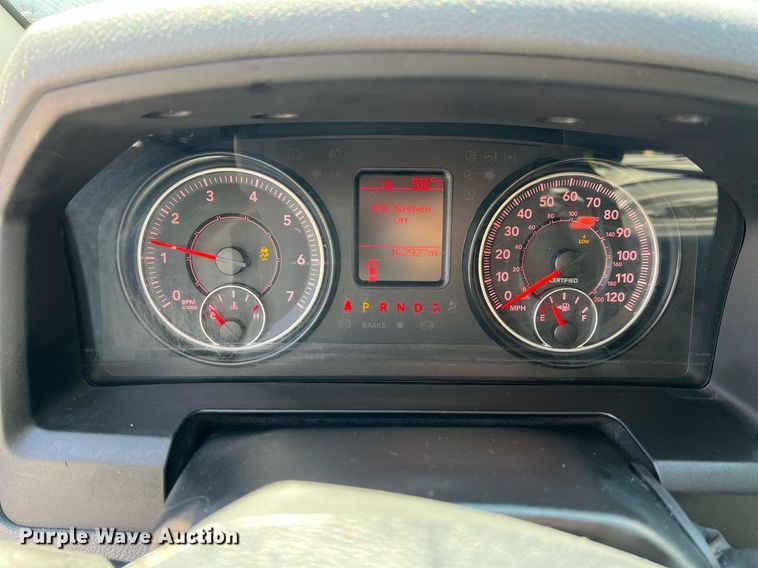 image for item MY9590 2016 Dodge Ram 1500  Crew Cab pickup truck