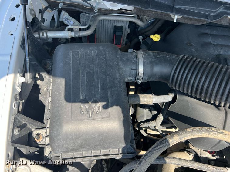 image for item MY9590 2016 Dodge Ram 1500  Crew Cab pickup truck