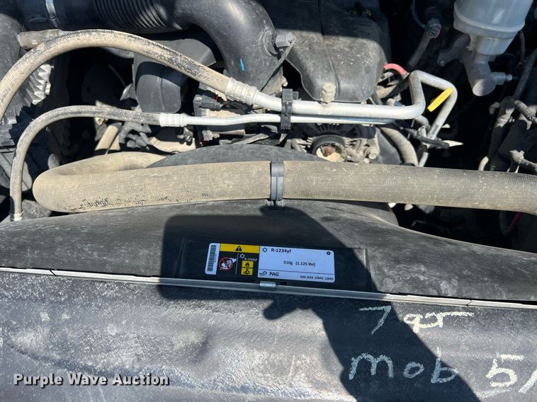 image for item MY9590 2016 Dodge Ram 1500  Crew Cab pickup truck