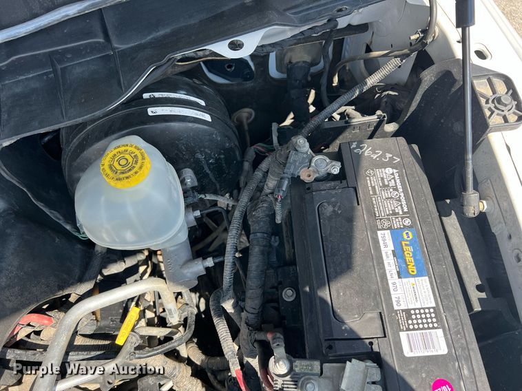 image for item MY9590 2016 Dodge Ram 1500  Crew Cab pickup truck